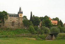 Zažijte Street Food Festival ve Zruči nad Sázavou: Jeden den, jeden zámek, desítky vůní a chutí