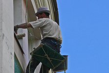 Jedna z největších ostud Kutné Hory mizí. Palác Jambor se proměňuje v klenot