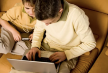 Zručská škola se zapojuje do projektu ReDiKid: Odolné dítě v digitálním světě