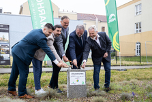 OBRAZEM: Pečky postaví školní tělocvičnu. Děti na ni čekaly 40 let. Koukněte se na vizualizaci